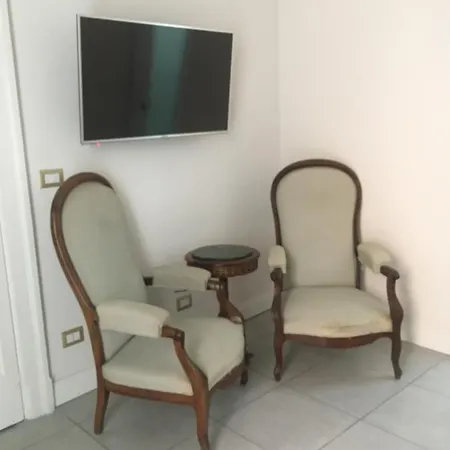 Ciro A Maschio Angioino * Neapol
